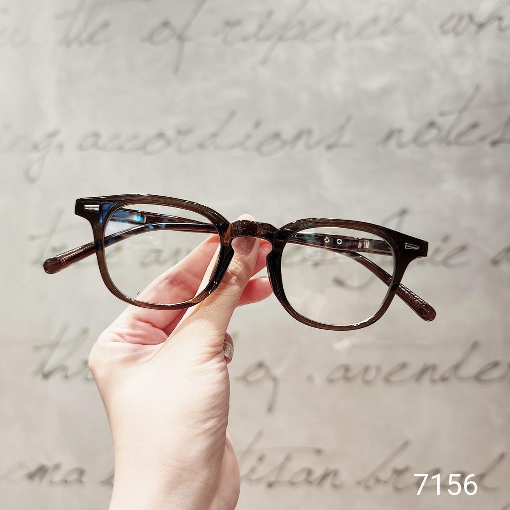 Kính gọng vuông nam nữ LILYEYEWEAR chất liệu nhựa dày dặn phù hợp mặt nhỏ 7156