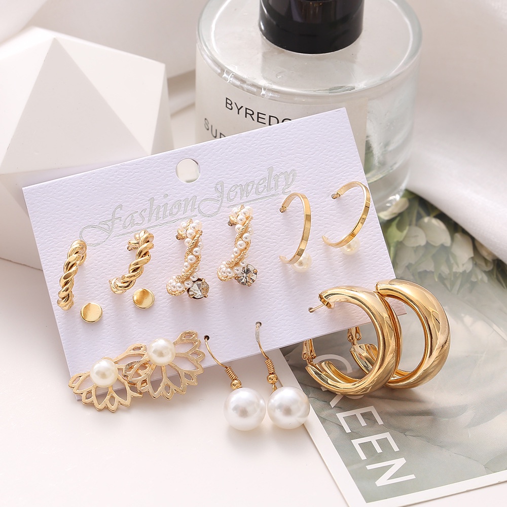 Set 6 Đôi Bông Tai Xỏ Lỗ Kiểu Dáng Thời Trang Dành Cho Nữ