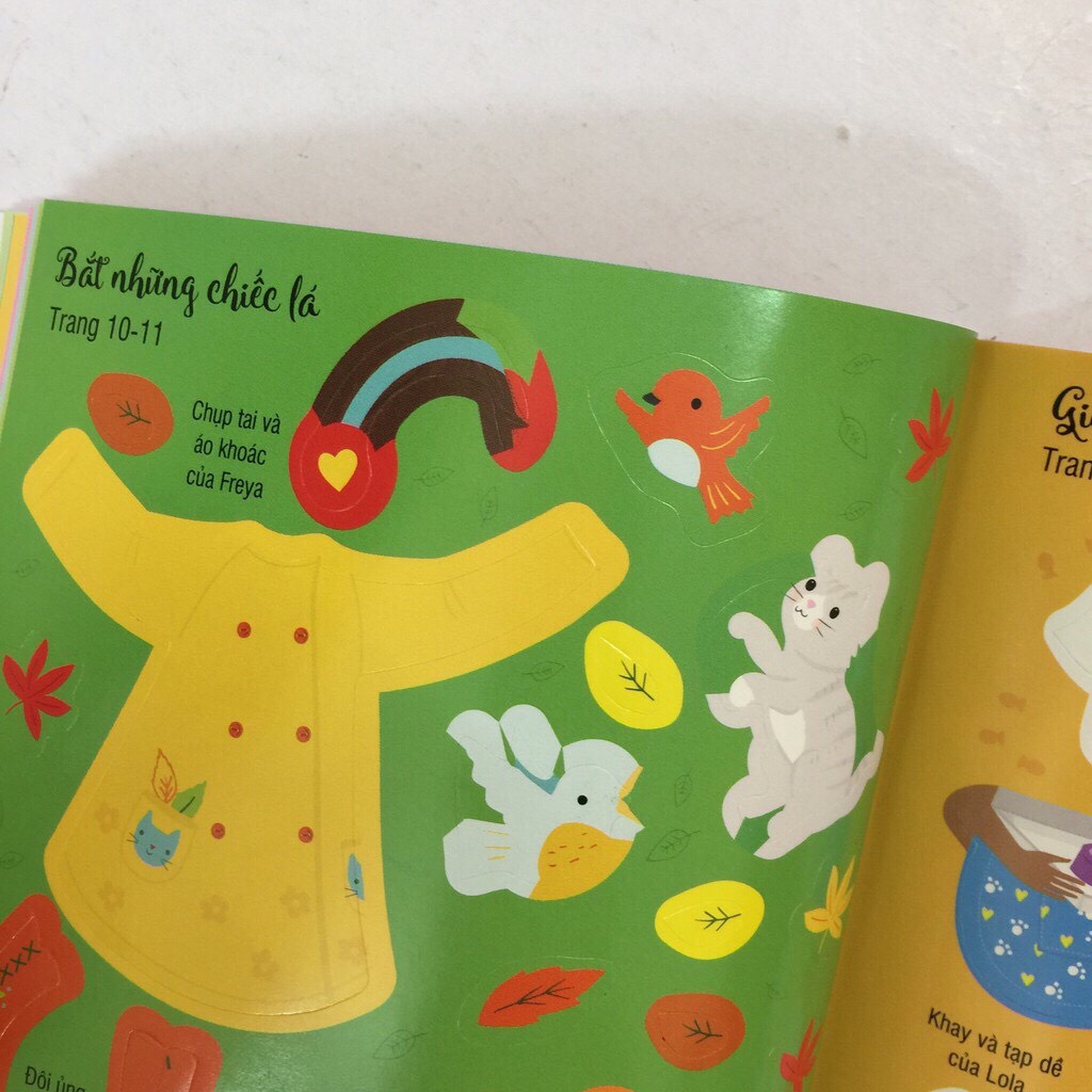 SÁCH - Dán hình sáng tạo trang phục búp bê