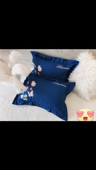 Vỏ gối thương hiệu Happiness
