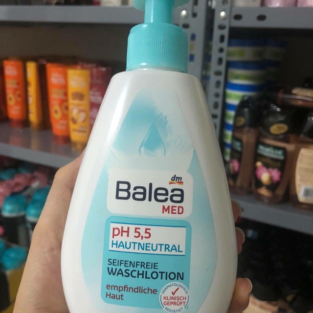 DUNG DỊCH VỆ SINH PHỤ NỮ BALEA 300ML