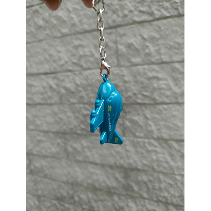 Móc khoá máy bay kim loại đặc_ giao màu ngẫu nhiên