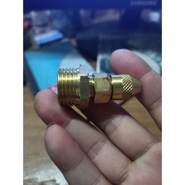 Đầu bép phun tưới cây, tưới vườn, tưới lan bằng đồng chân ren ngoài 21