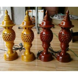 Cặp  đèn  thờ gỗ