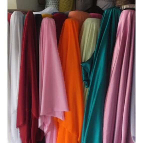 Vải phi lụa bóng đẹp làm phông nền, may scrunchies màu Đen