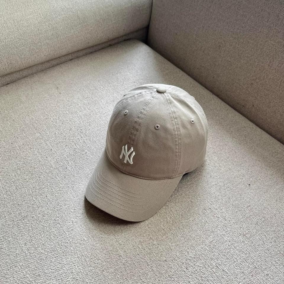 Nón lưỡi trai chính hãng