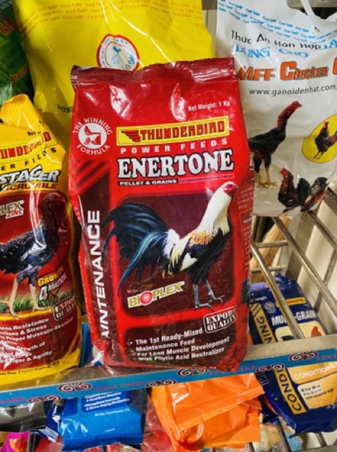 Cám đỏ ENTERTONE Thunderbird cho Gà Đá gói 1kg - date mới.