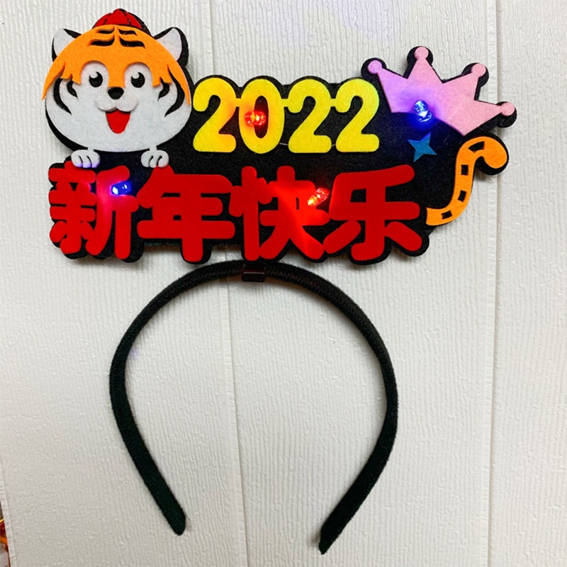 Băng Đô Cài Tóc Hình Chữ Happy New Year 2022 Phát Sáng Độc Đáo