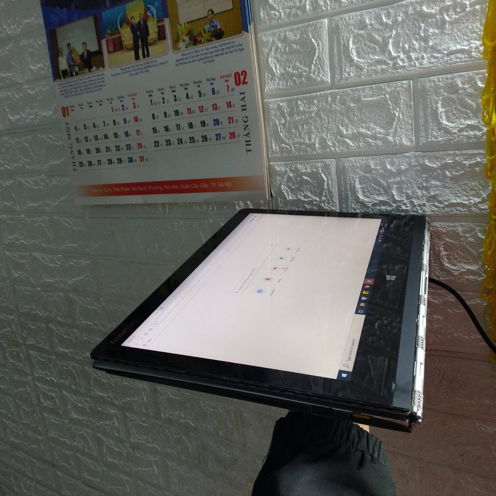 Laptop Lenovo ultrabook 80HE CPU 5i70 ram 8GB SSD 256G, màn cảm ứng bàn phím sáng máy lật 360 độ siêu mỏng