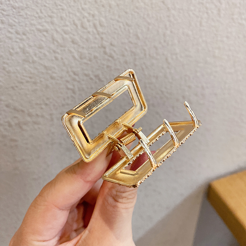 Kẹp Tóc Hình Nơ / Trái Tim Bằng Kim Loại Phong Cách vintage Hàn Quốc Dễ Thương