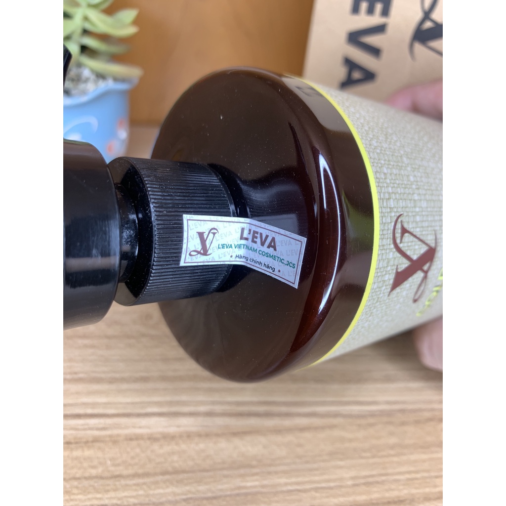 Sữa Tắm Dưỡng Ẩm Làm Sáng Da Hương Nước Hoa L'eva Nhãn Vàng 500ml