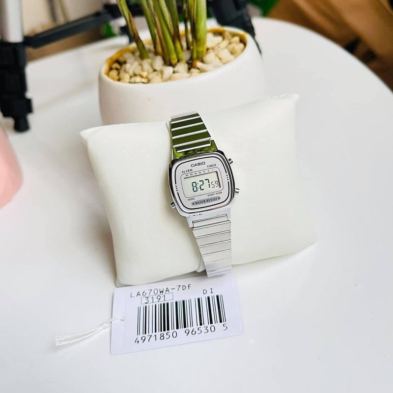 ĐỒNG HỒ NỮ CASIO LA670WA-7DF 💖  ĐIỆN TỬ CỔ ĐIỂN💖   - DÂY ĐEO KIM LOẠI - Giá 🌟sɪêᴜ ᴄʜấᴛ 🌟