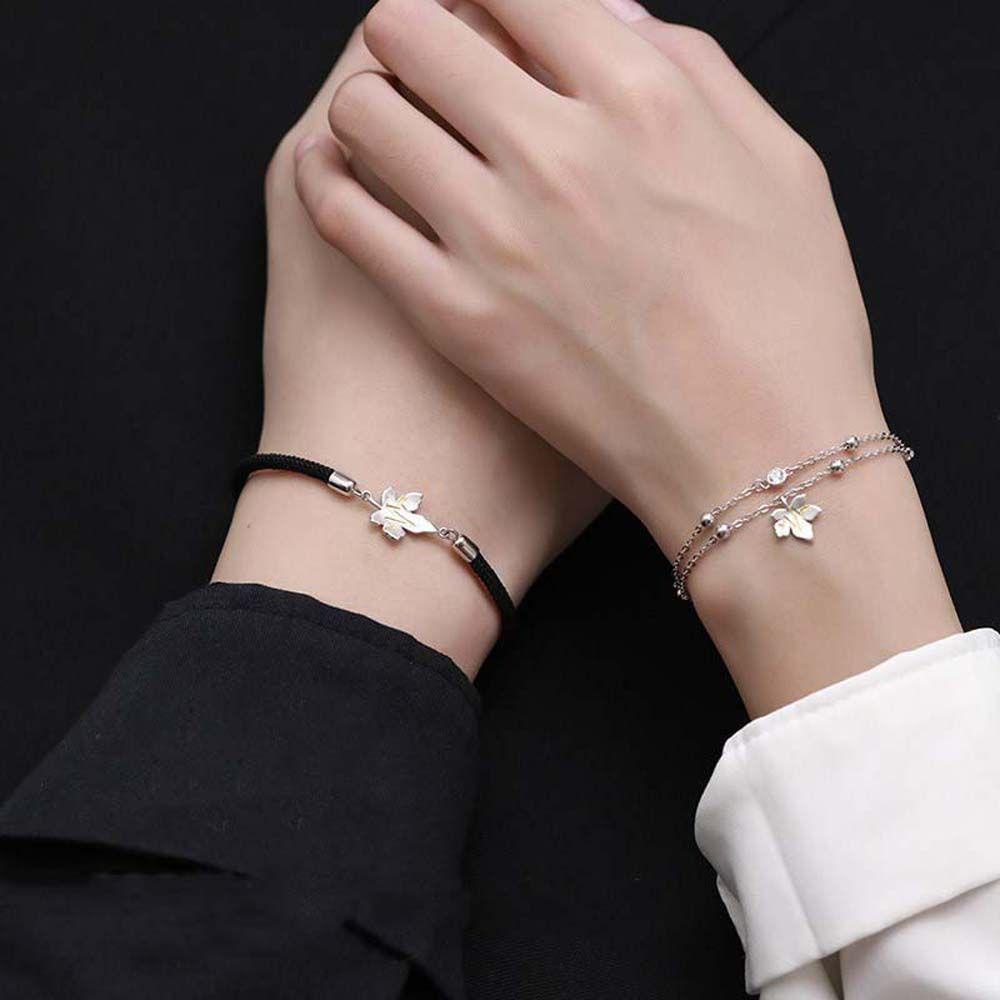 1 Vòng Tay Chuỗi Hạt Mặt Chiếc Lá Thời Trang Cho Cặp Đôi