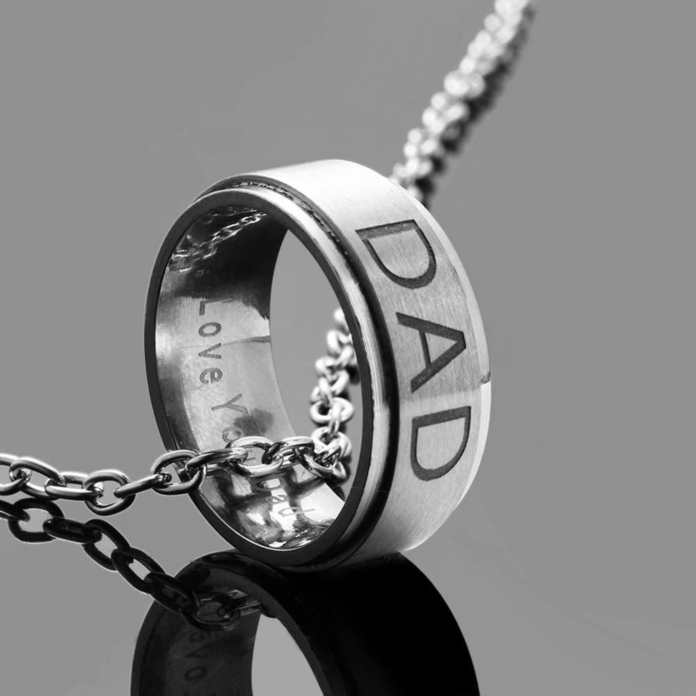 Vòng cổ Mặt Nhẫn Khắc Chữ DAD / MOM Thời Trang