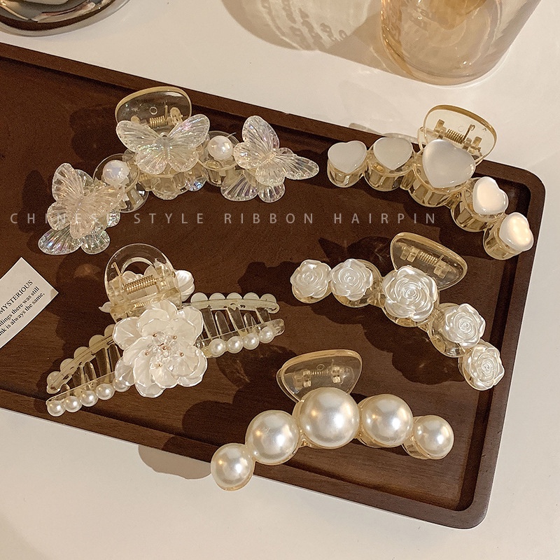 Kẹp Tóc Hình Cá Mập Đính Hoa Trà Thời Trang