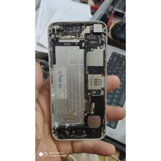 cụm main iphone 5 icloud on vô màn bình thường. xác điện thoại