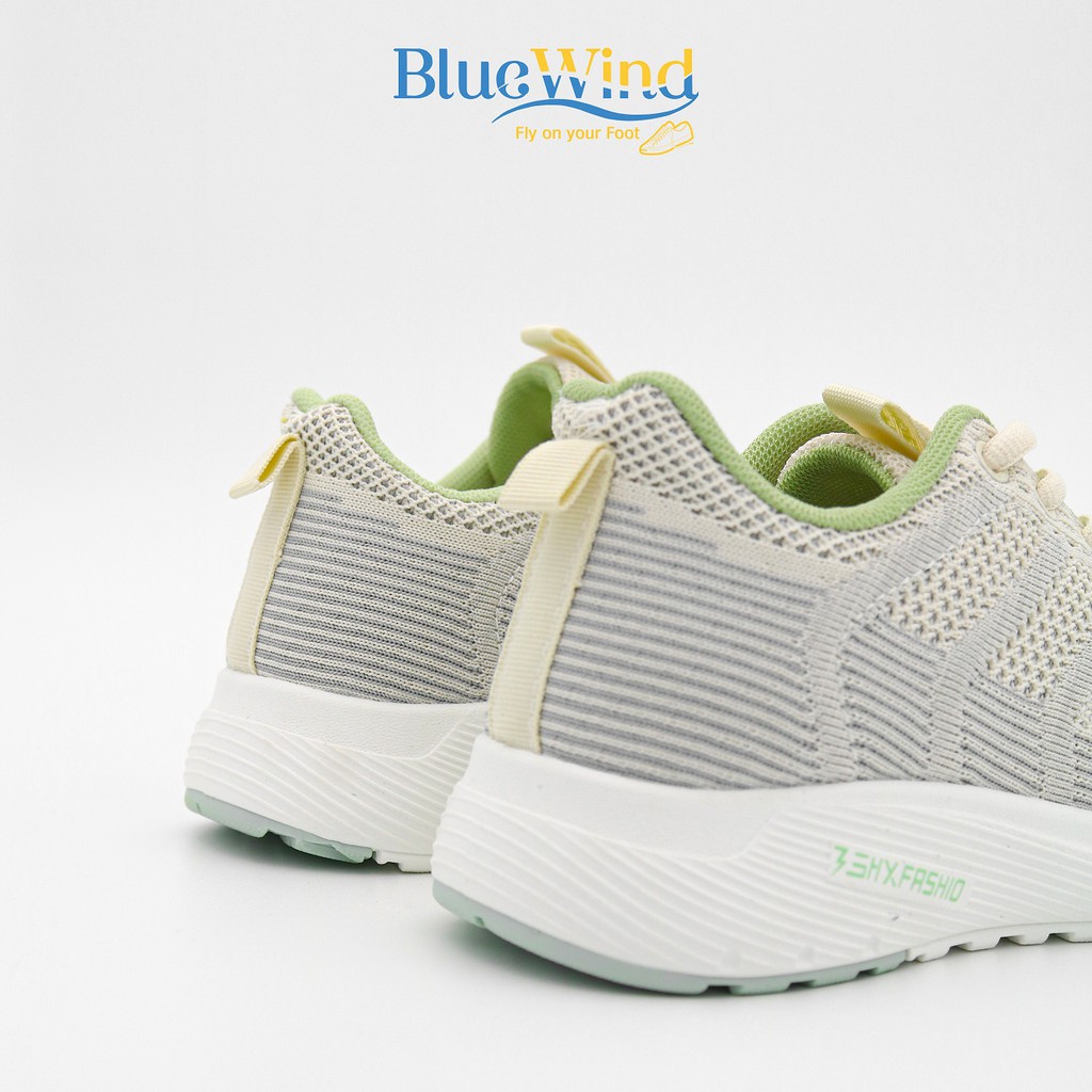 Giày Thể Thao Nữ Vải Dệt Thoáng Khí Đế Mềm Siêu Nhẹ BLUEWIND 68739
