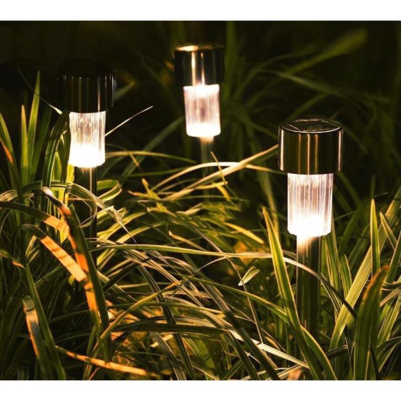 ĐÈN CẮM SÂN VƯỜN NĂNG LƯỢNG MẶT TRỜI.