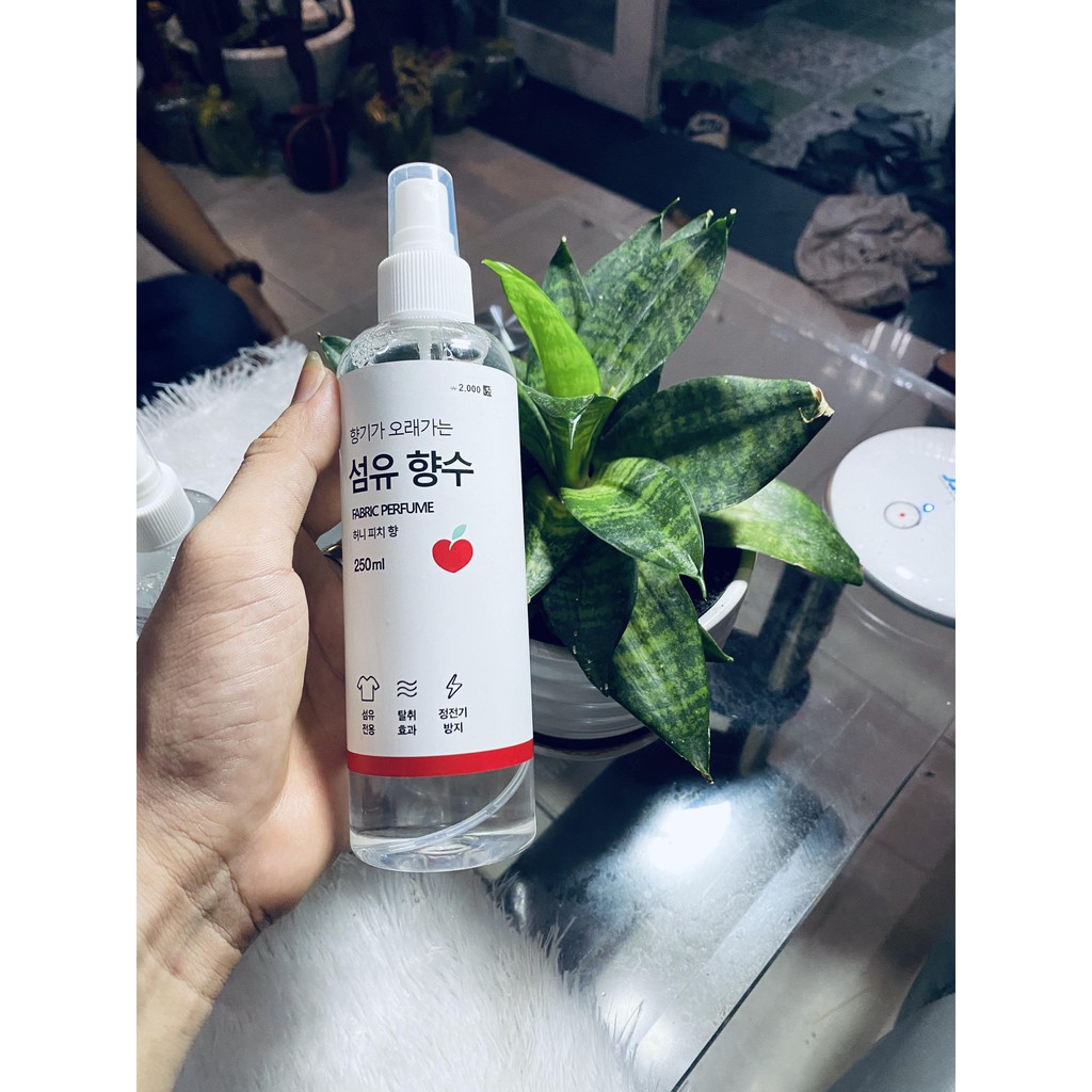 NƯỚC XỊT THƠM QUẦN ÁO - HƯƠNG ĐÀO 250ml