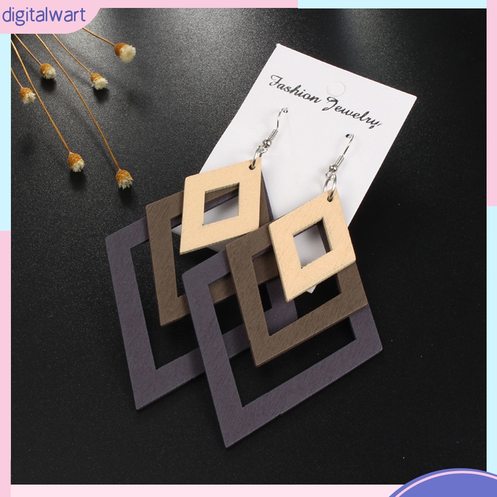 Hoa tai dáng dài thời trang dành cho nữ