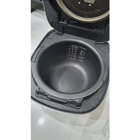 Nồi tiger màn led xoong 9 lớp