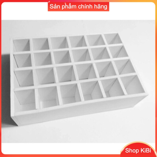 Khay son 24 ô, Chất Liệu Fomic nhẹ, bền, không thấm nước