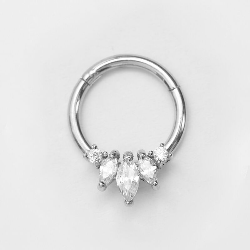 Khuyên vòng đá Five wings