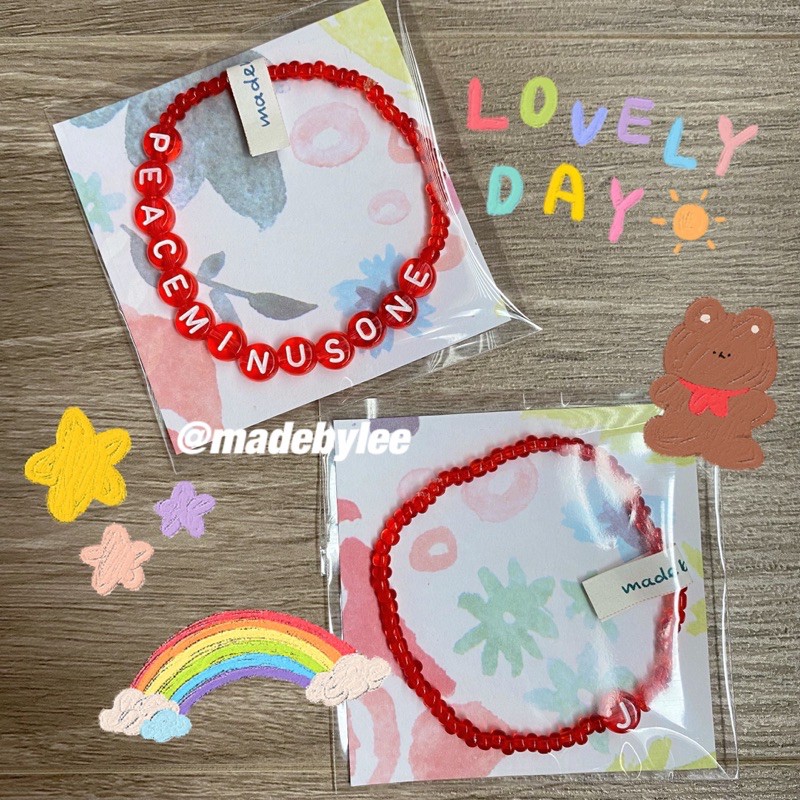 Vòng tay hạt cườm handmade chữ màu đỏ Peaceminusone, chữ J GD BigBang Vòng tay hạt nhựa dây cước co giãn MADEBYLEE
