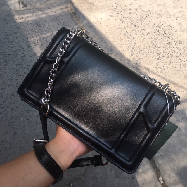 TÚI P KHOÁ VUÔNG SIZE 25 | BigBuy360 - bigbuy360.vn