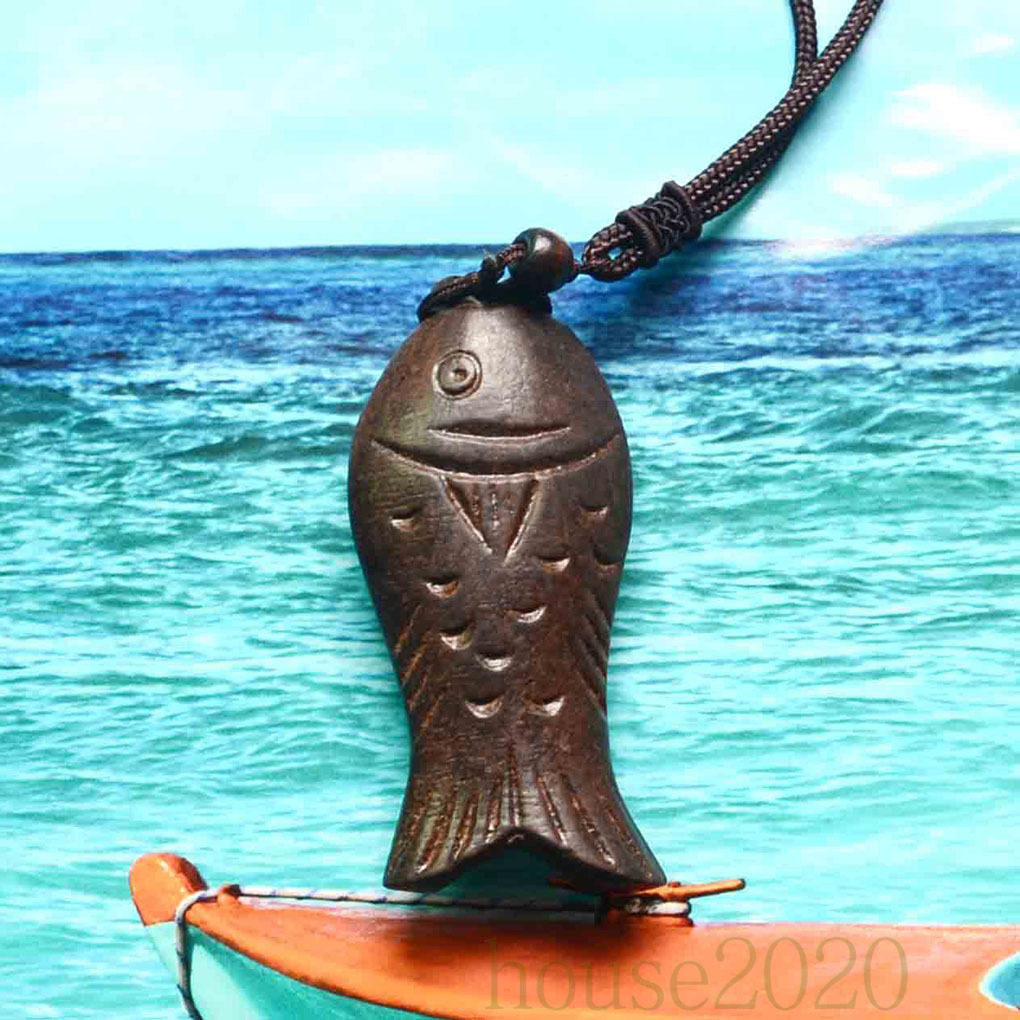 Dây chuyền mặt gỗ hình con cá đẹp mắt cổ điển 2020