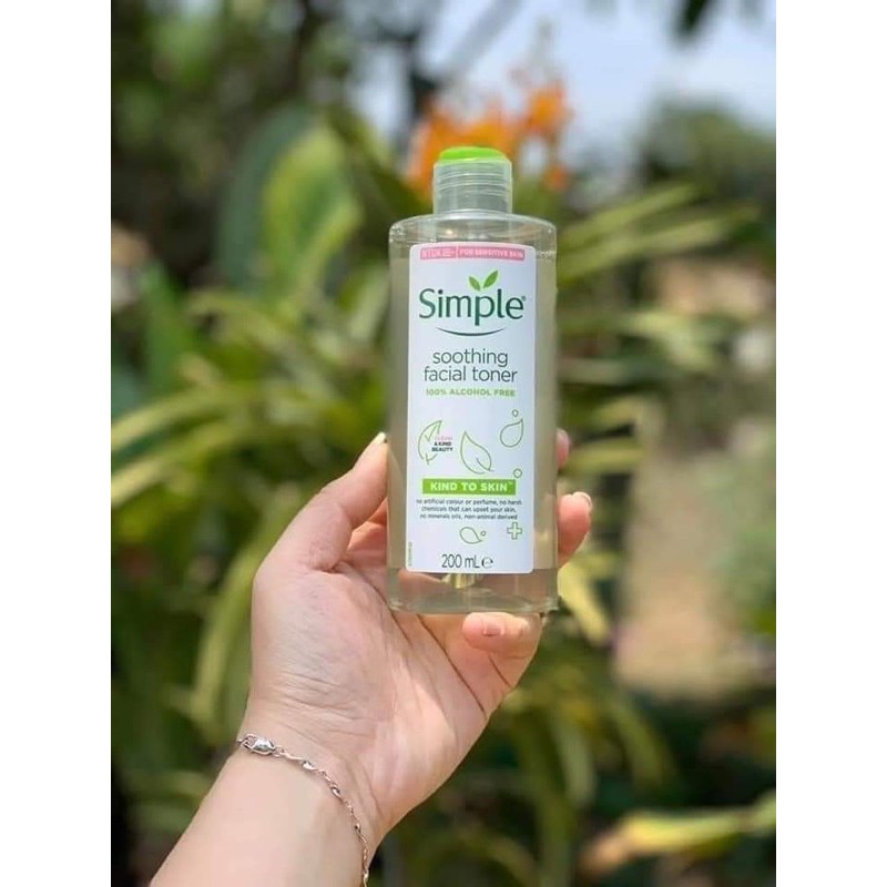 Nước hoa hồng tone simple