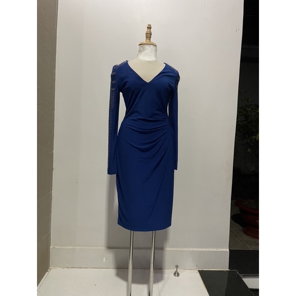 Đầm Guess siêu đẹp xuất dư dáng body eo 70-72