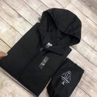 Áo gió nhật uniqlo