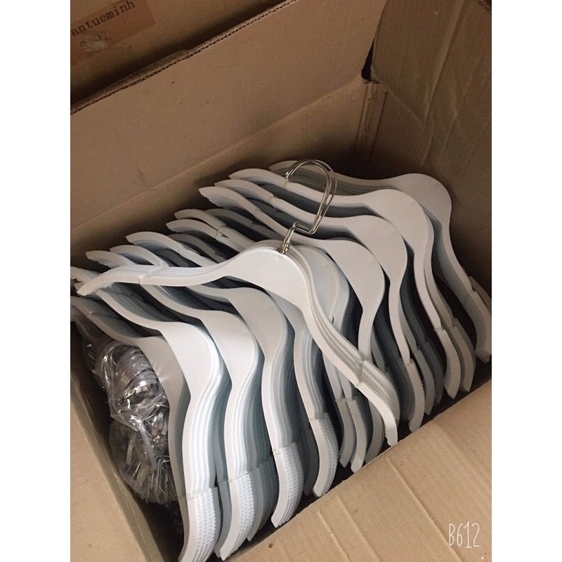 COMBO 10 móc nhựa bọc đệm vai chống trơn tuột siêu dễ thương và bền đẹp dáng gỗ tre