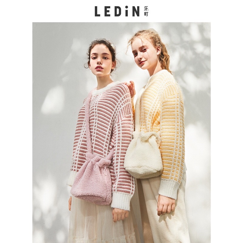 Áo len hồng Ledin