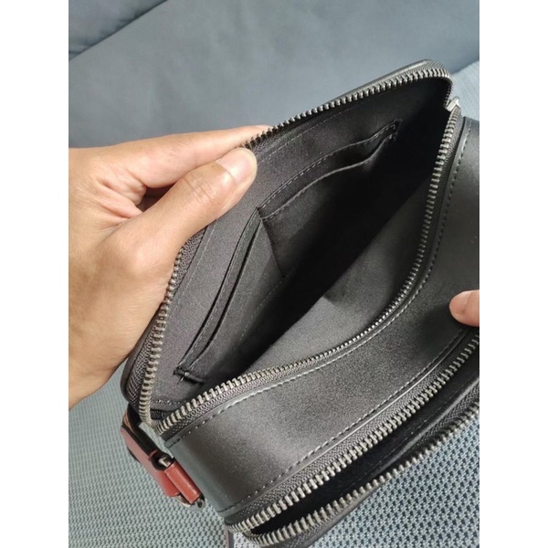 Túi đeo chéo Coach nam Charter 24 2 màu