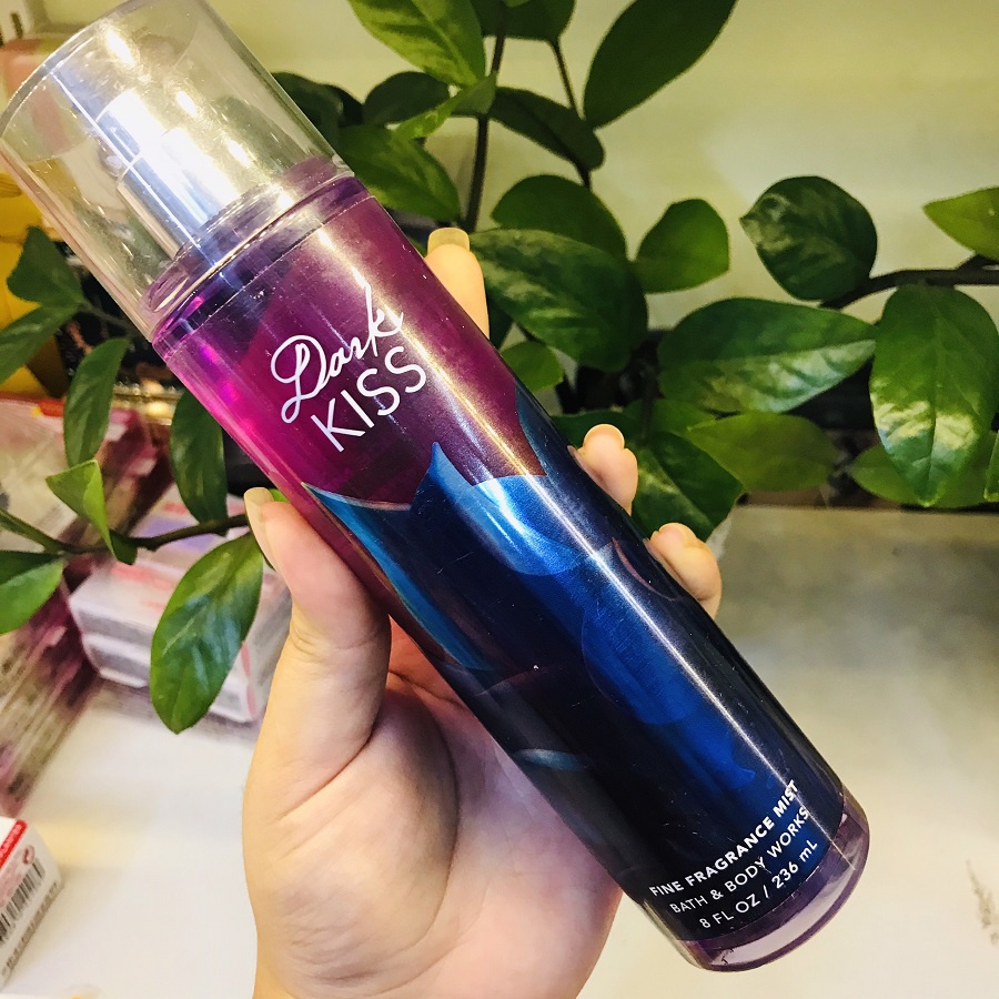 Xịt thơm Dark Kiss Fine Fragrance Mist Bath and Body Works 10ml