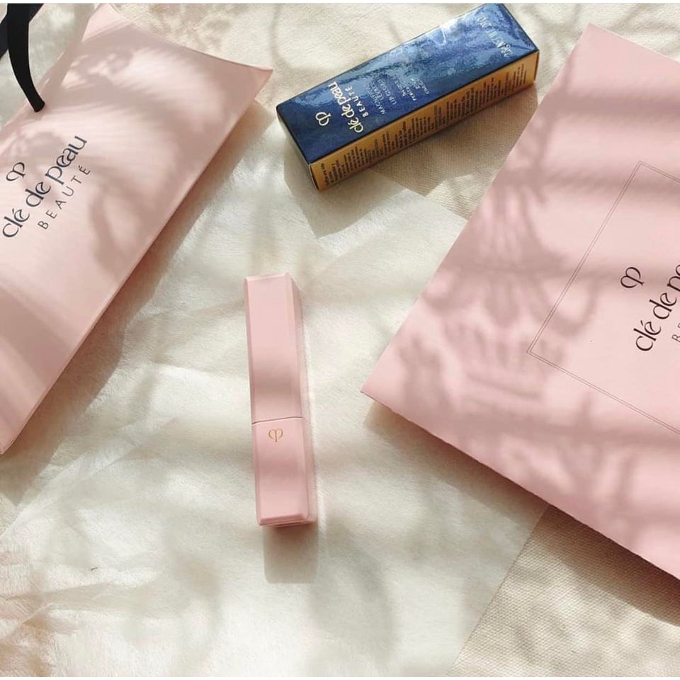 Son dưỡng môi có màu Cle de Peau