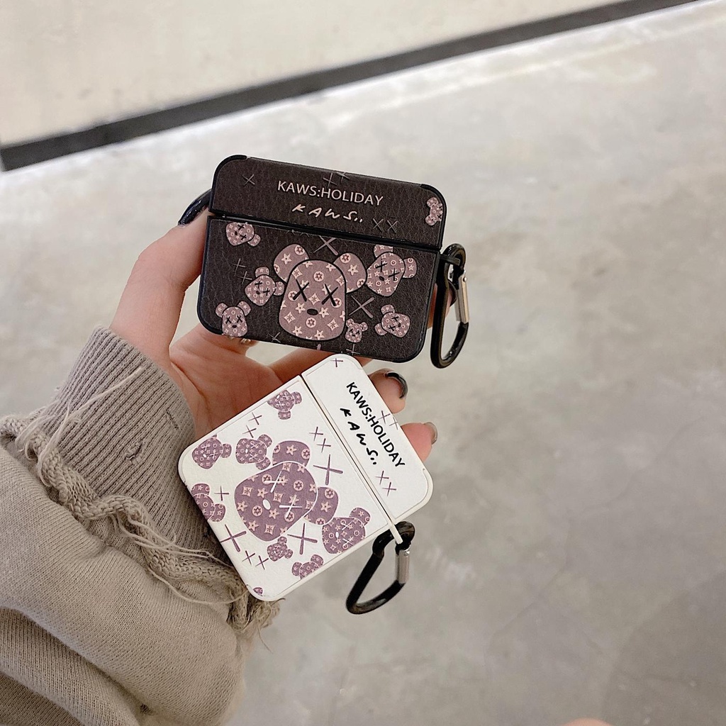 Vỏ Bảo Vệ Hộp Sạc Tai Nghe Bluetooth Không Dây Airpods 1/2/pro 3 gen3 Bằng Da Tpu Mềm Chống Rơi Hình Gấu Kaws