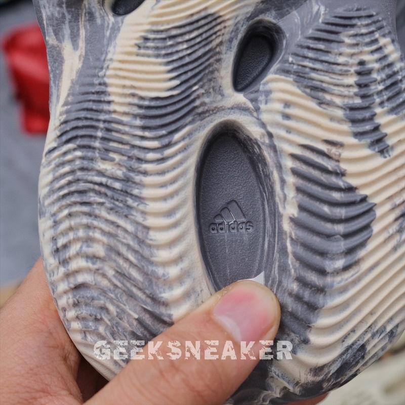 [GeekSneaker] Giày Sneaker  YZ FOAM Runner