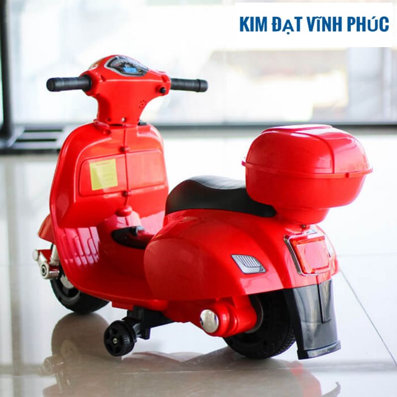 xe điện vespa cho bé , xe máy điện có chân ga và giỏ xe
