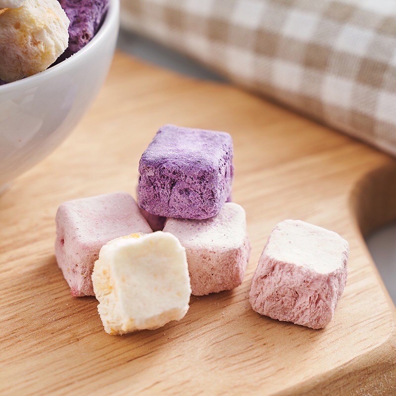 Tổng hợp các loại Trái cây sấy: Dâu sấy giòn, Sung, Sữa chua, Kiwi, Đào, Thanh mai, Thanh long, Việt quất, Tá