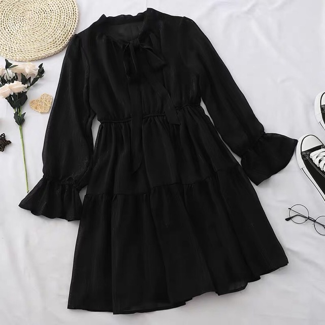 Váy kim tuyến tay nhún hai lớp cổ nơ | BigBuy360 - bigbuy360.vn