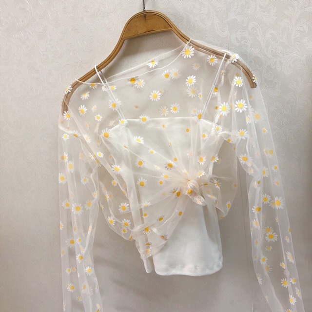 Áo lưới hoa cúc có áo hai dây bên trong | BigBuy360 - bigbuy360.vn