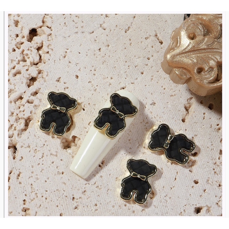 Charm gấu gắn móng tay