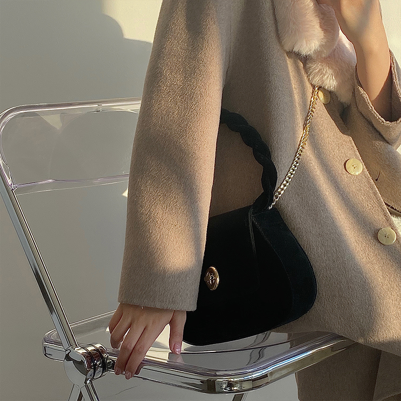 Túi nhỏ đeo vai kiểu retro thời trang thu đông 2020 cho nữ