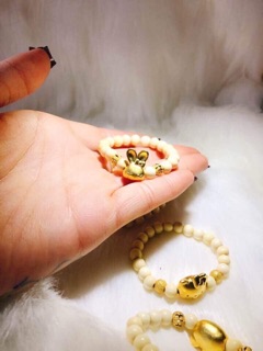 Vòng dâu tằm charm 12 con giáp.