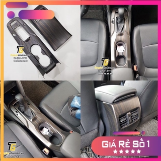 Ốp nội thất vân gỗ Toyota Corolla Cross Cao cấp