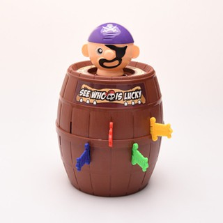 Trò chơi đâm hải tặc khổng lồ - Winz.vn