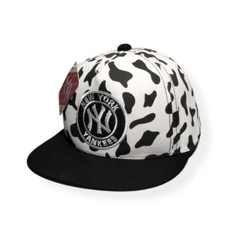 Mũ snapback trẻ em 3-8 tuổi bò sữa 2021
